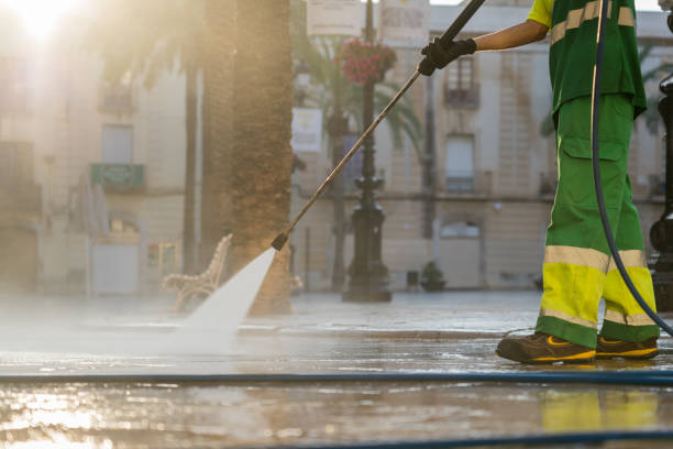 Best Commercial Building Pressure Washing  in Anamosa, IA